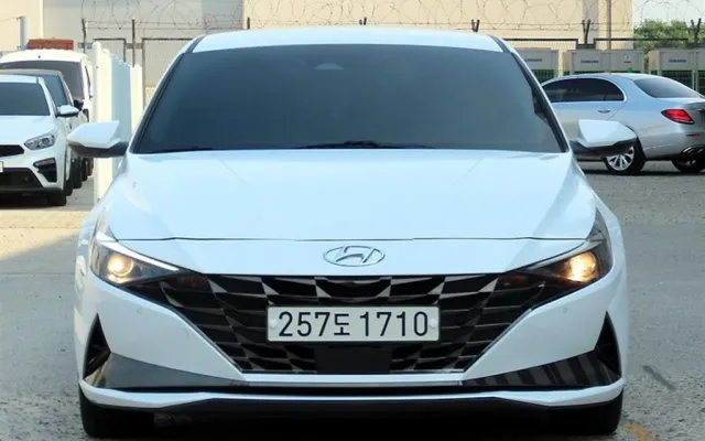 수원중고수입차 아반떼 하이브리드 (CN7) 모던 매물 사진 10 - 2022/05 101,464km